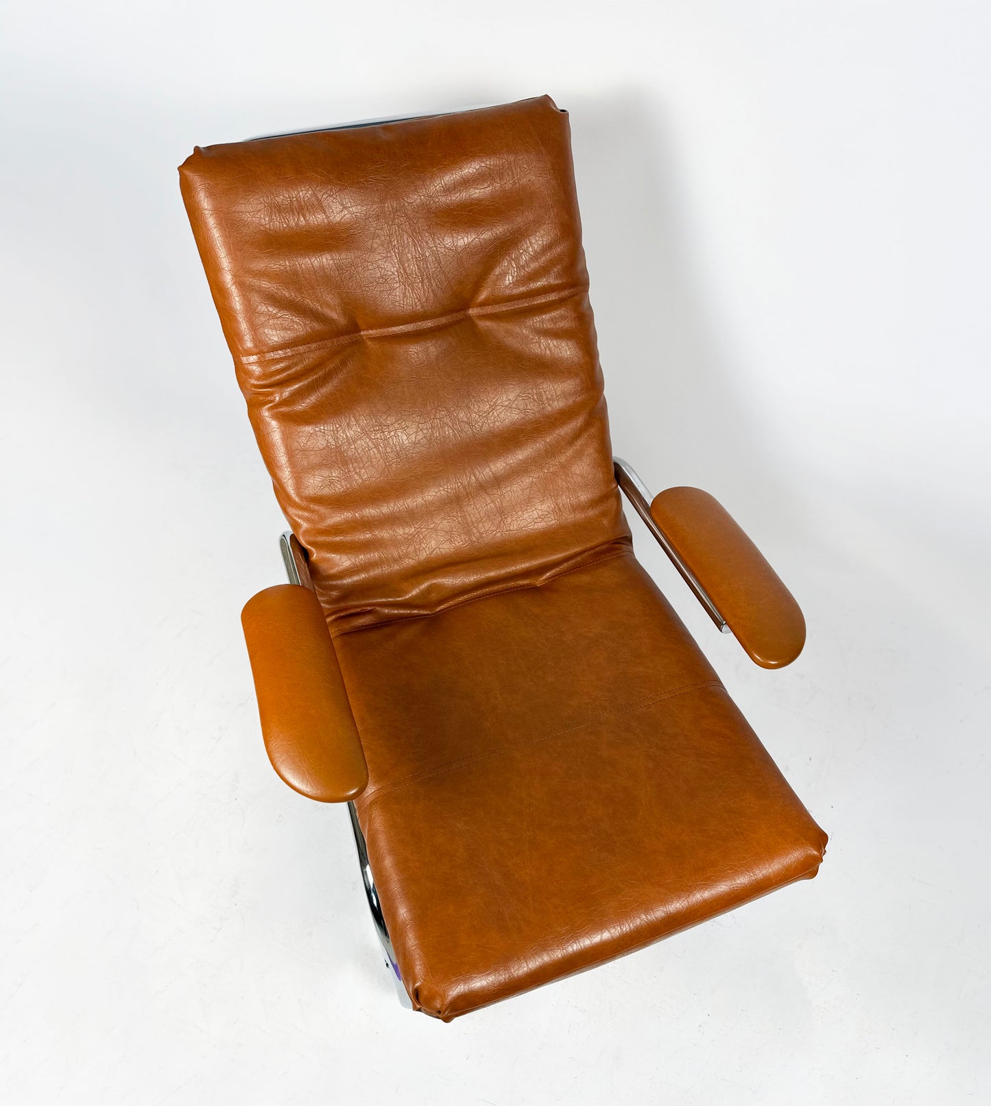 1970s Chrome Recliner — Mint condition, pure 70s cool