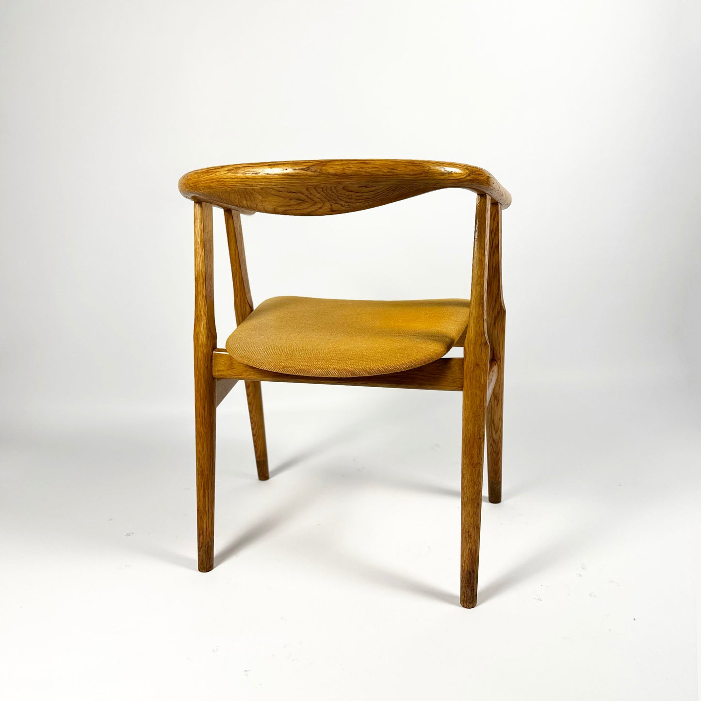 Vintage GE525 chair by Hans Wegner for Getama
