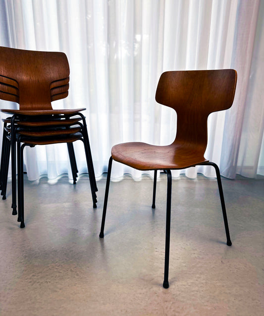 Set of 5 Model 3103 chairs ('Hammer chair') by Arne Jacobsen for Fritz Hansen