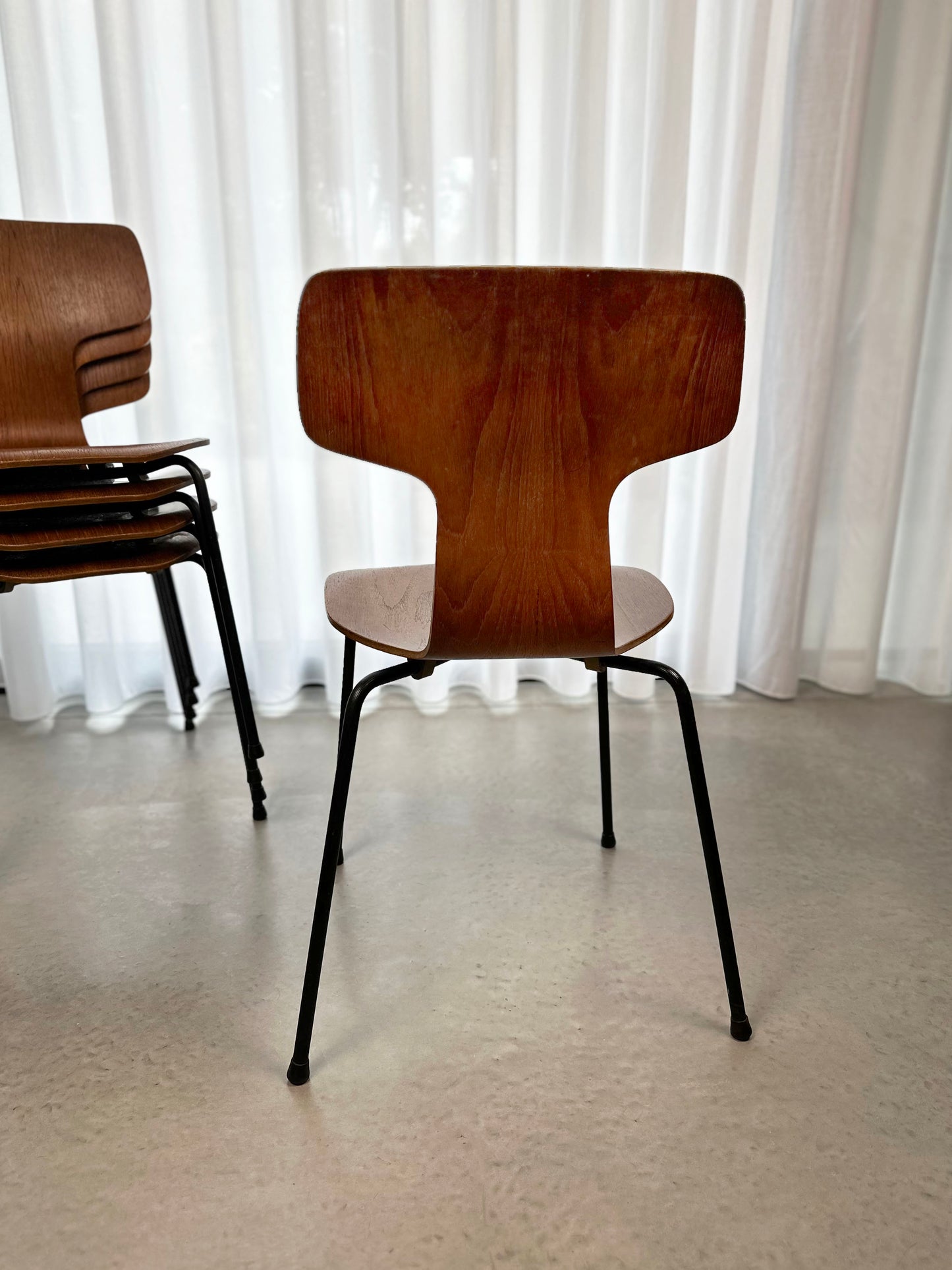 Set of 5 Model 3103 chairs ('Hammer chair') by Arne Jacobsen for Fritz Hansen