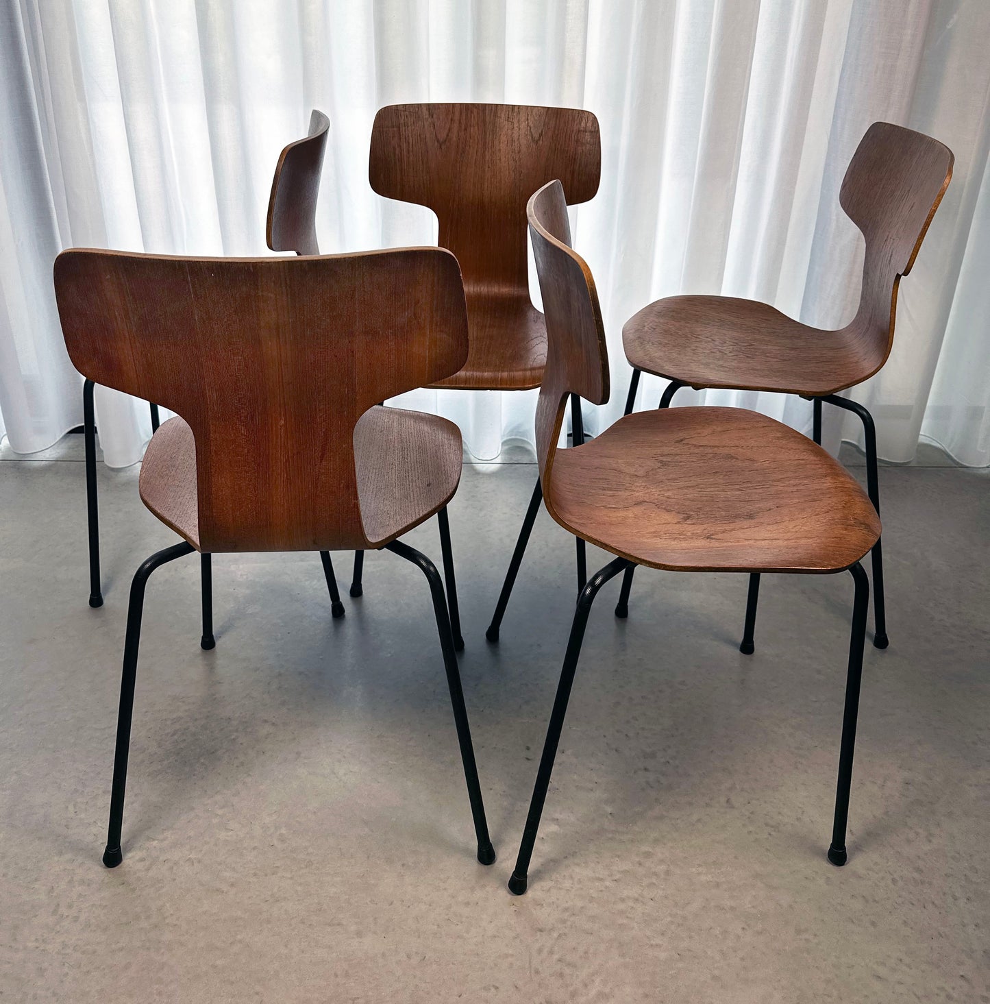 Set of 5 Model 3103 chairs ('Hammer chair') by Arne Jacobsen for Fritz Hansen