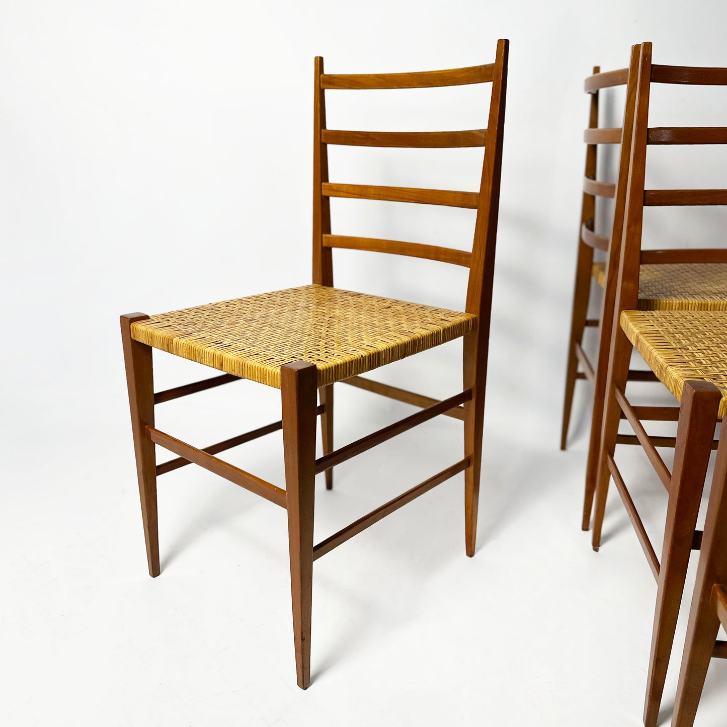 Set of 4 vintage italian chairs in Superleggera-style