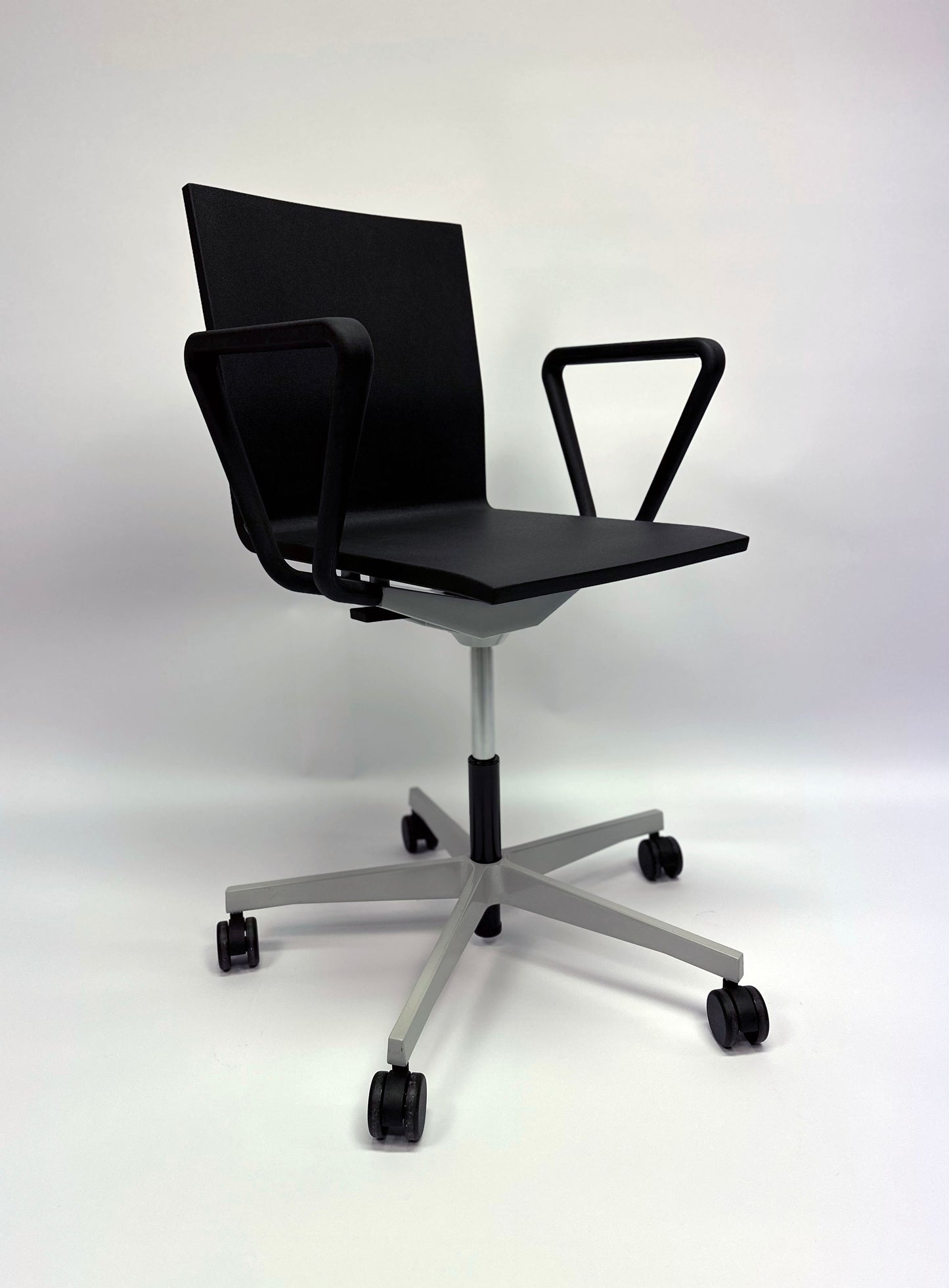 Van Severen .04 Office Chair