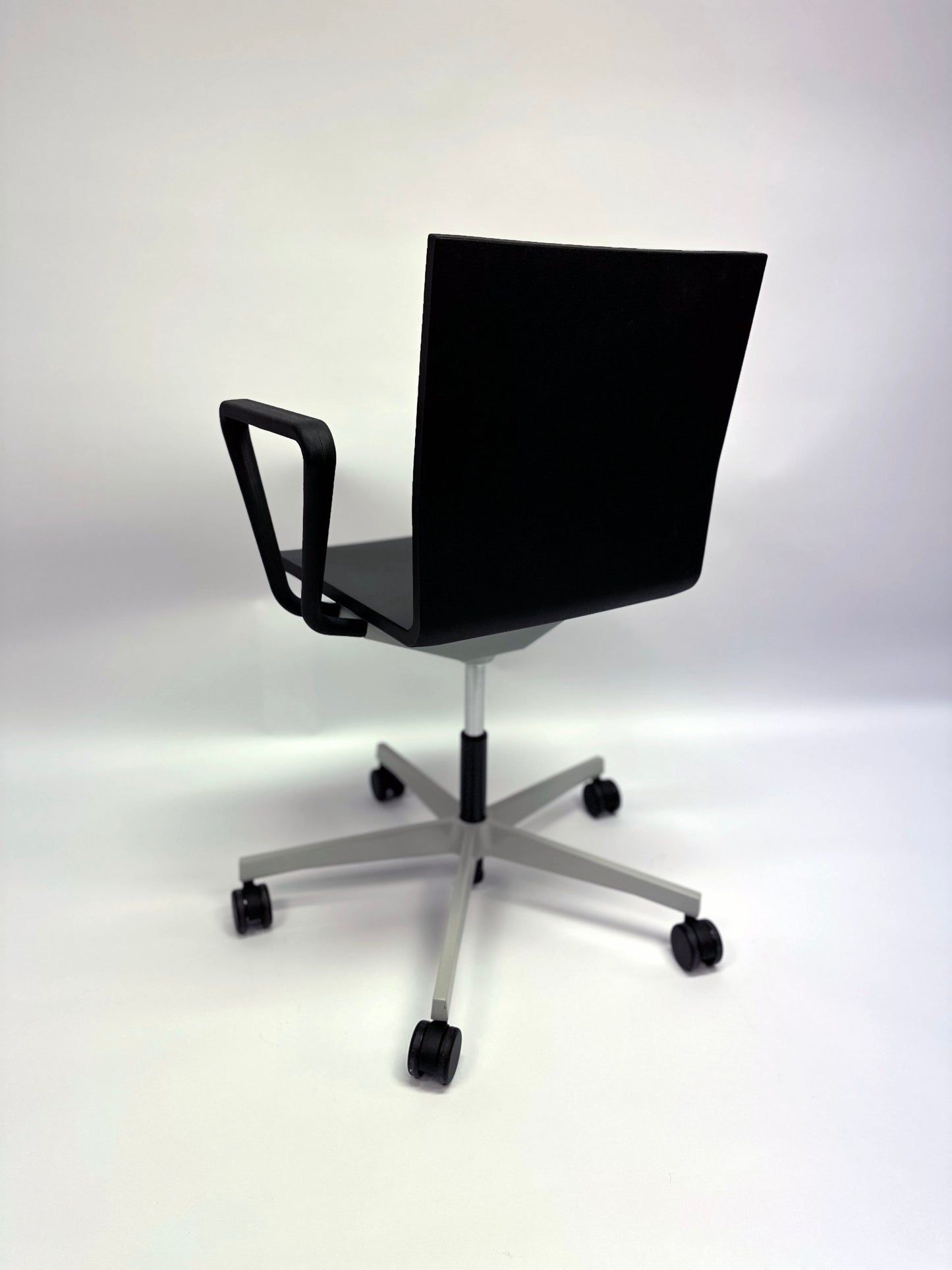 Van Severen .04 Office Chair