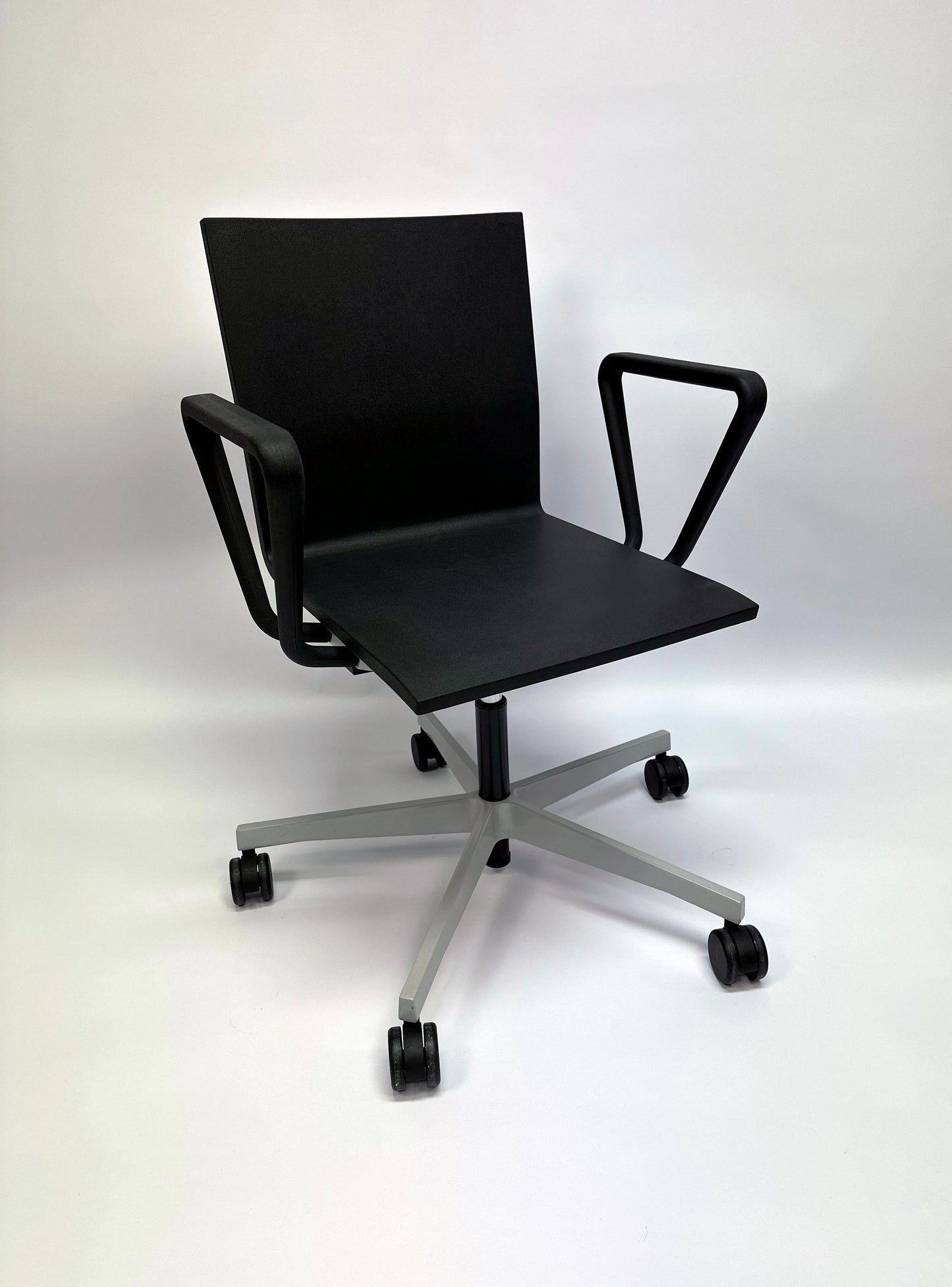 Van Severen .04 Office Chair